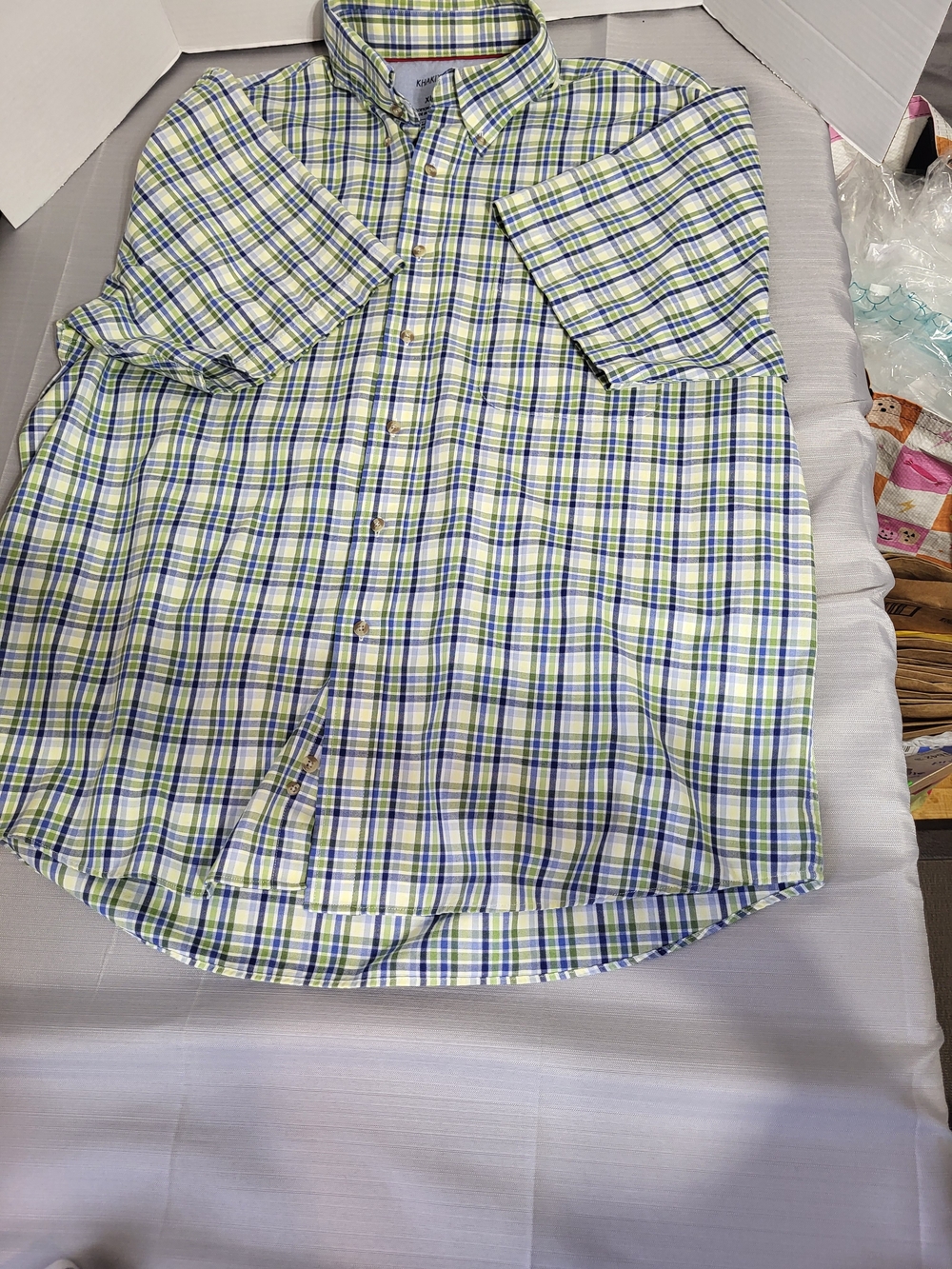 Plaid Short-Sleeve Button-Down Shirt in Green/Blue, Size XL - Picture 5 of 5